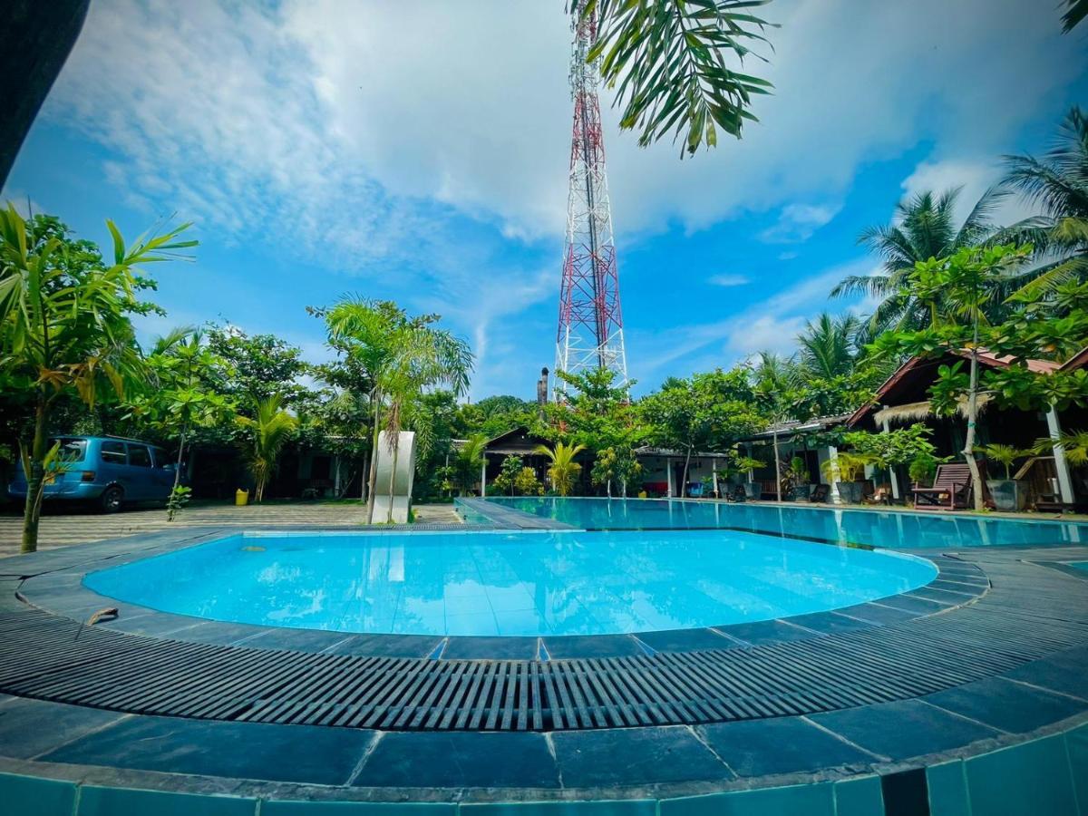 Trinco Star Cabana Trincomalee Exterior foto